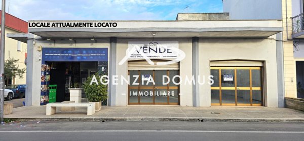locale commerciale in vendita a Taviano