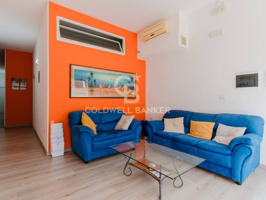 negozio in vendita a Taviano