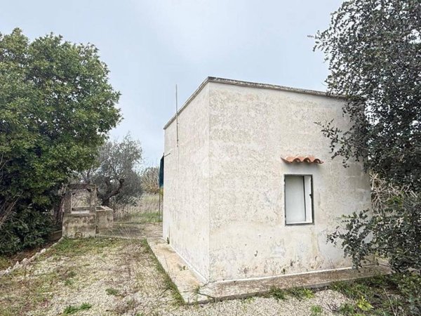 casa indipendente in vendita a Taviano