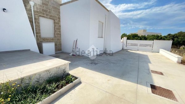 casa indipendente in vendita a Taviano