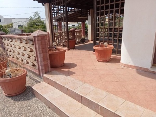 casa indipendente in vendita a Taviano in zona Marina di Mancaversa