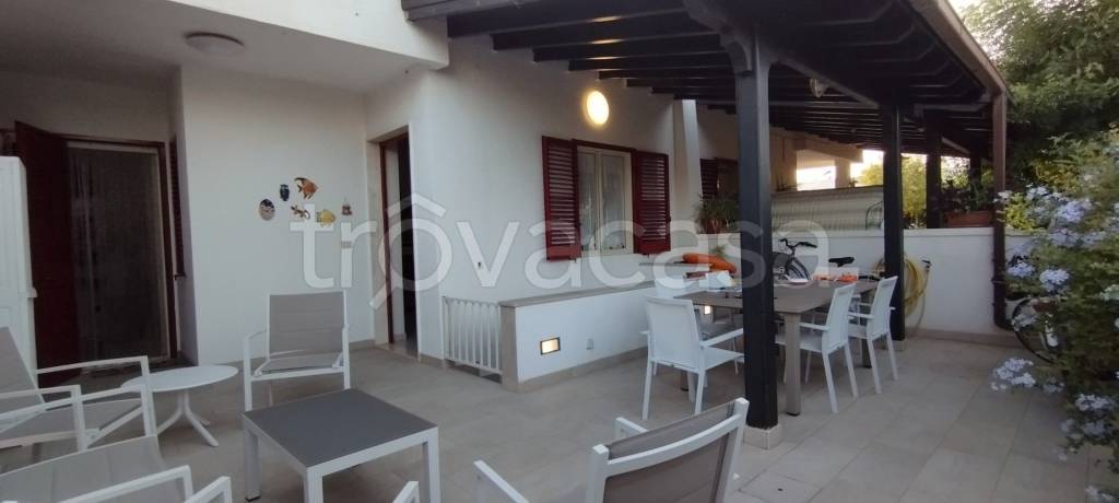 appartamento in vendita a Taviano in zona Marina di Mancaversa