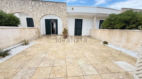 casa indipendente in vendita a Taviano in zona Marina di Mancaversa