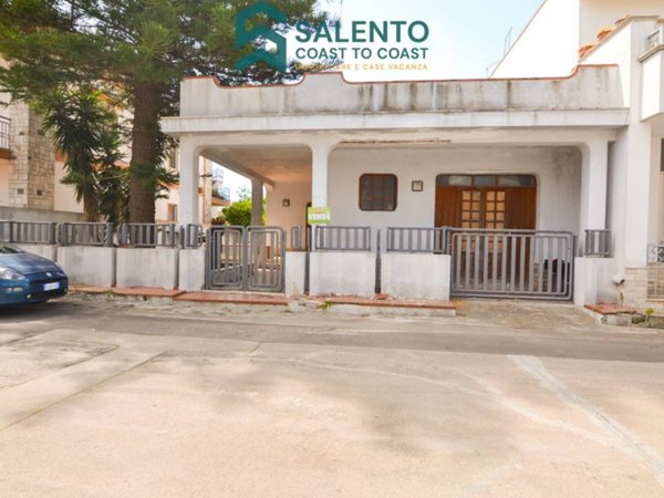 casa indipendente in vendita a Taviano