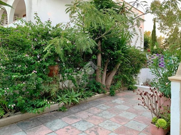 casa indipendente in vendita a Taviano in zona Marina di Mancaversa