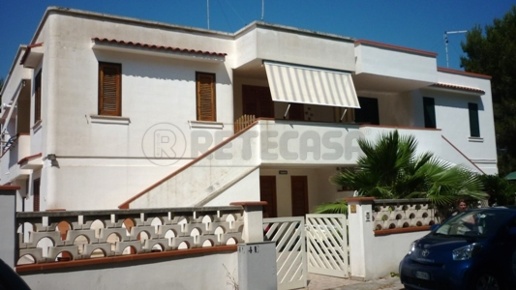 casa indipendente in vendita a Taviano