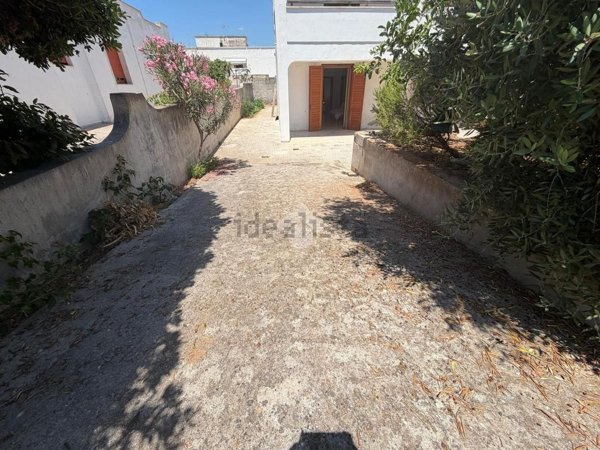 appartamento in vendita a Taviano in zona Marina di Mancaversa