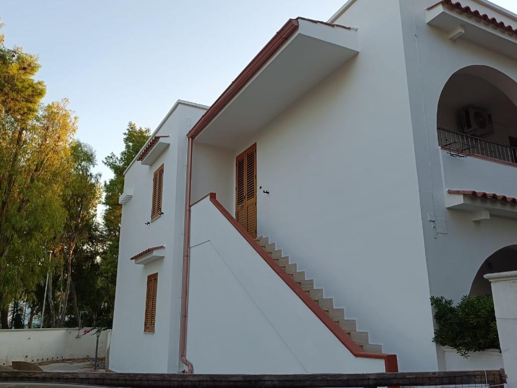 casa indipendente in vendita a Taviano in zona Marina di Mancaversa
