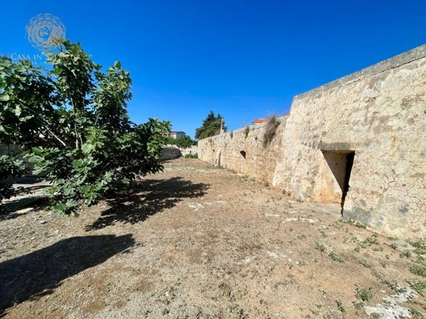 casale in vendita a Tiggiano