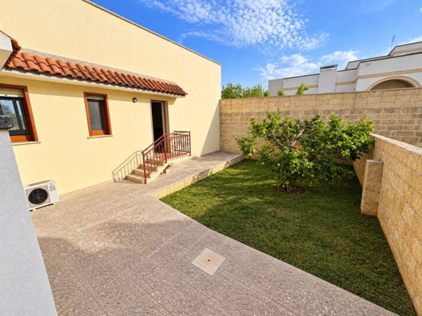 casa indipendente in vendita a Tiggiano