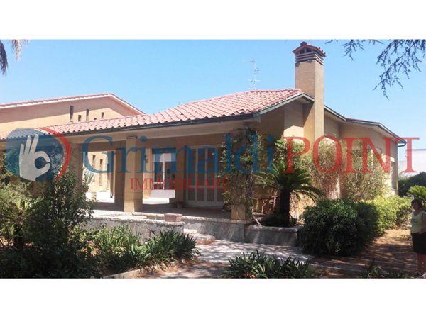 casa indipendente in vendita a Trepuzzi