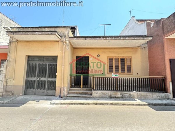 casa indipendente in vendita a Trepuzzi