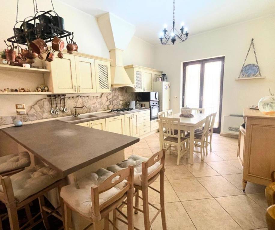 casa indipendente in vendita a Trepuzzi