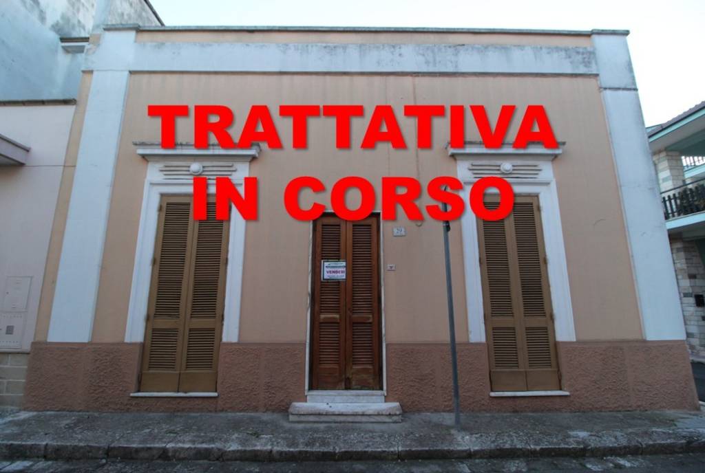 casa indipendente in vendita a Trepuzzi