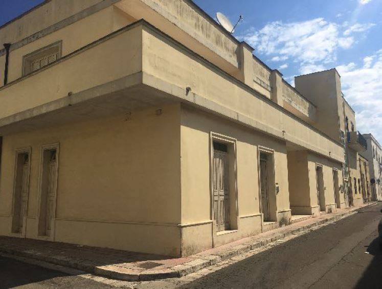 casa indipendente in vendita a Trepuzzi