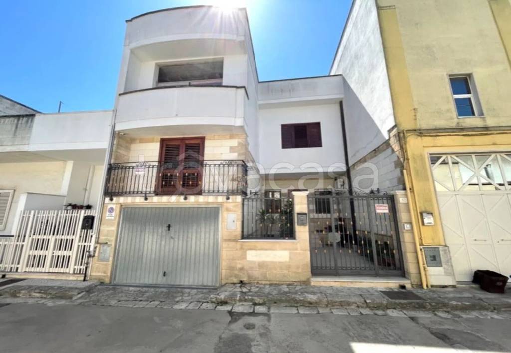 casa indipendente in vendita a Trepuzzi