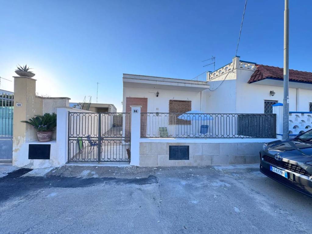 casa indipendente in vendita a Trepuzzi