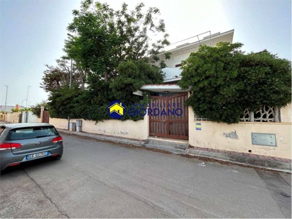 casa indipendente in vendita a Trepuzzi