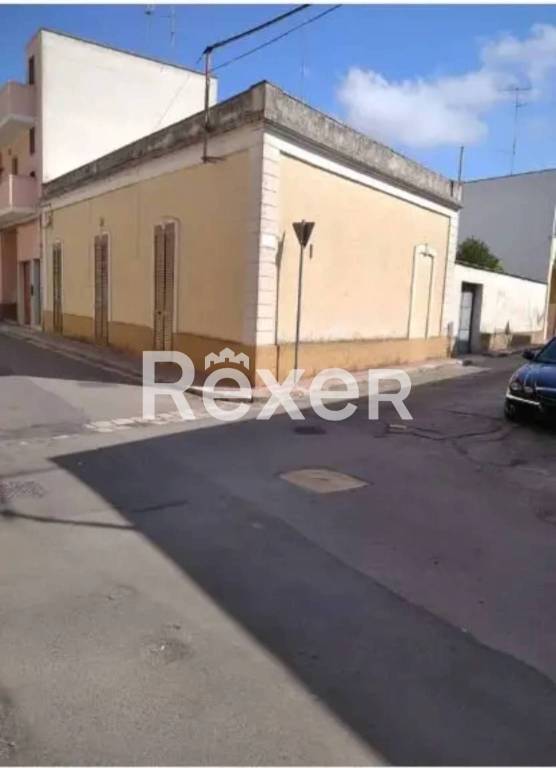 casa indipendente in vendita a Trepuzzi