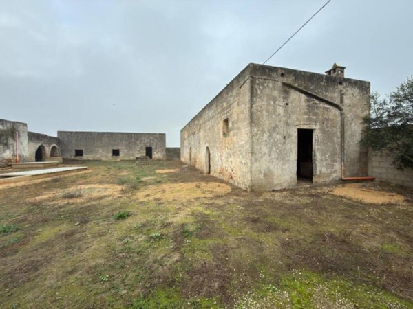 casa indipendente in vendita a Trepuzzi