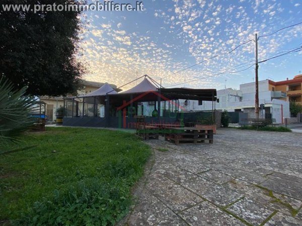 negozio in vendita a Trepuzzi