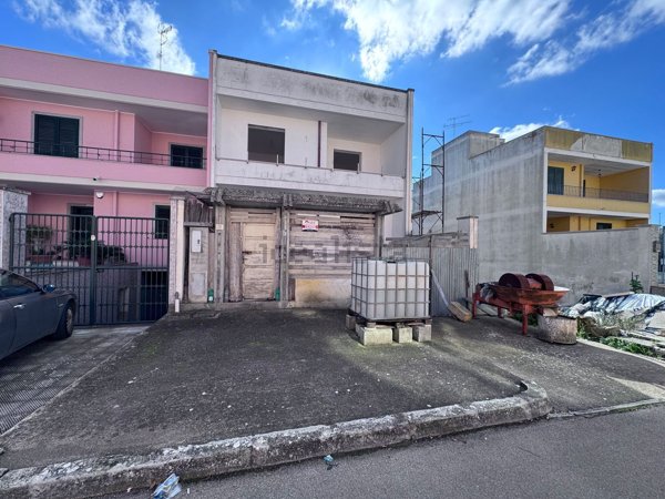 casa indipendente in vendita a Trepuzzi