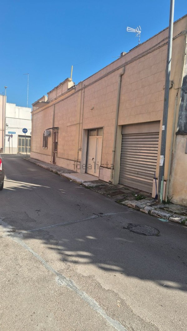 casa indipendente in vendita a Trepuzzi