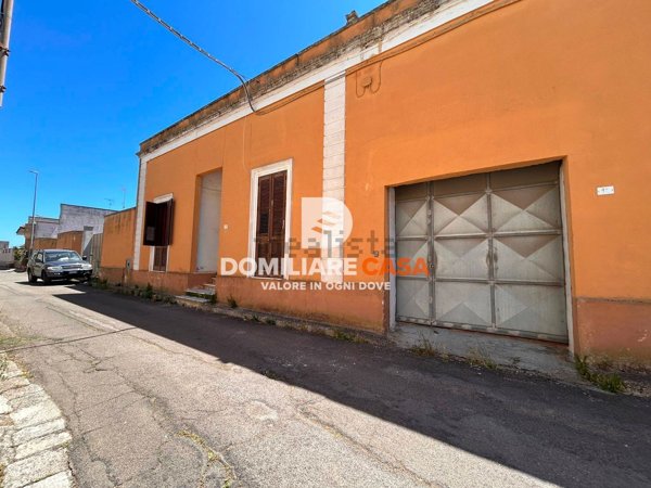 casa indipendente in vendita a Trepuzzi