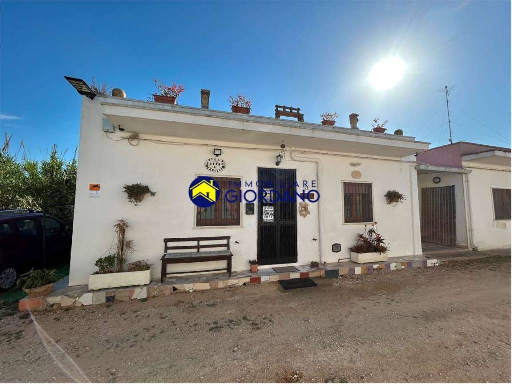 casa indipendente in vendita a Trepuzzi