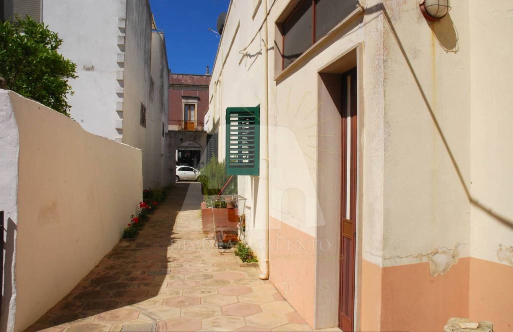 casa indipendente in vendita a Tricase