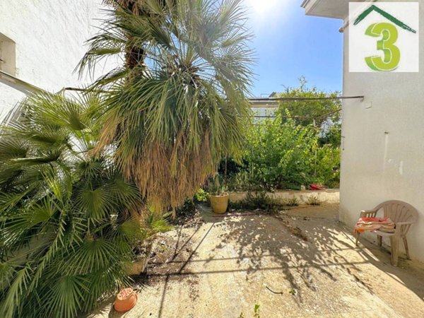 casa indipendente in vendita a Tricase in zona Lucugnano