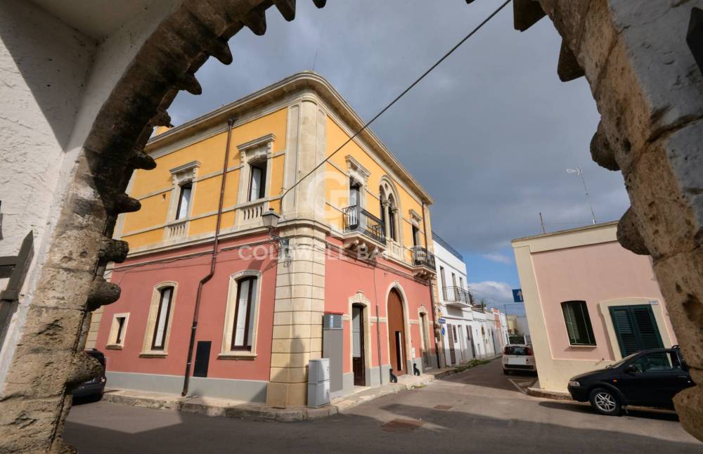 appartamento in vendita a Tricase in zona Depressa