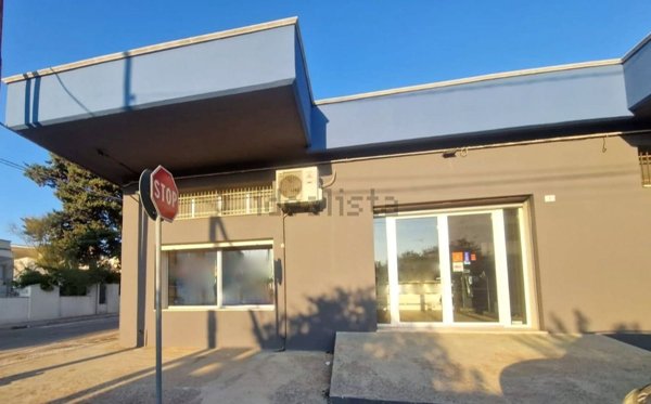 locale commerciale in vendita a Tricase
