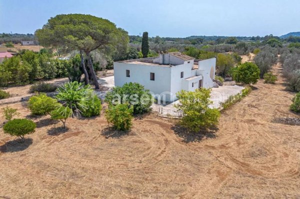 casa indipendente in vendita a Tricase