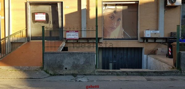 negozio in vendita a Tricase