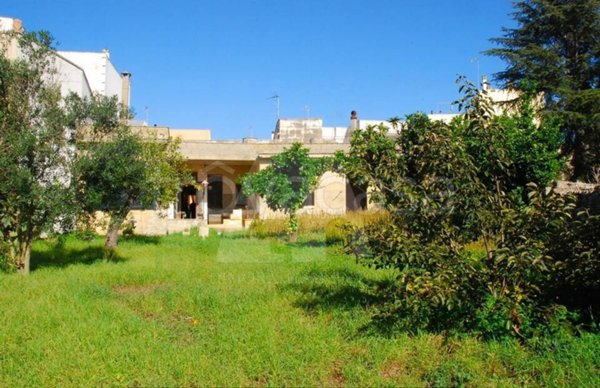 casa indipendente in vendita a Tricase