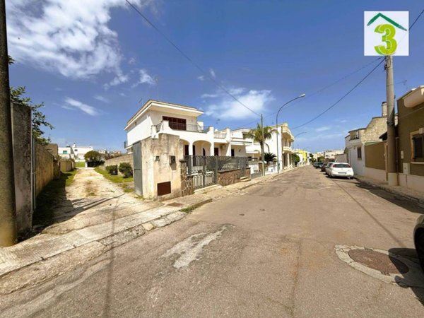casa indipendente in vendita a Tricase