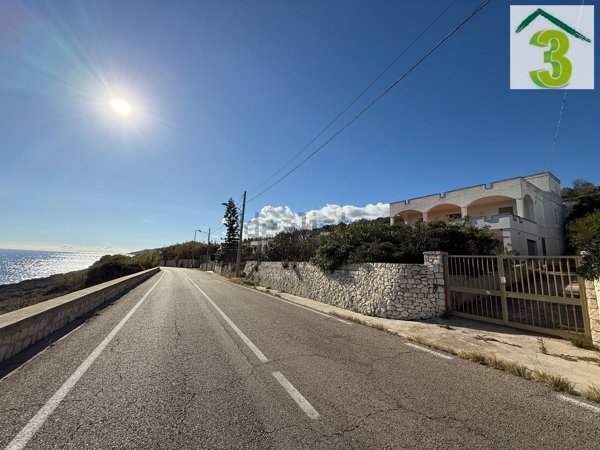 casa indipendente in vendita a Tricase