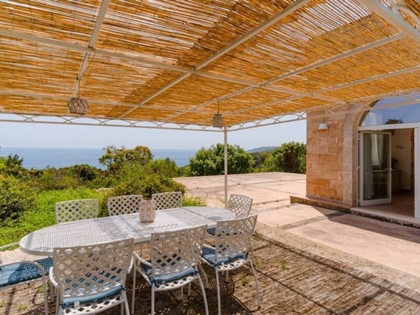 casa indipendente in vendita a Tricase