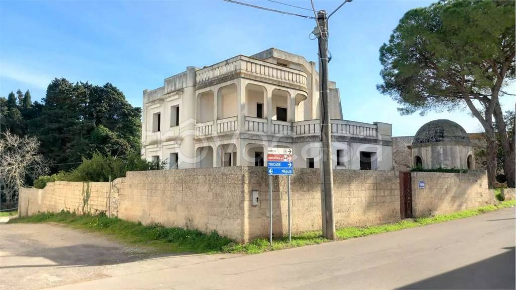 casa indipendente in vendita a Tricase in zona Depressa