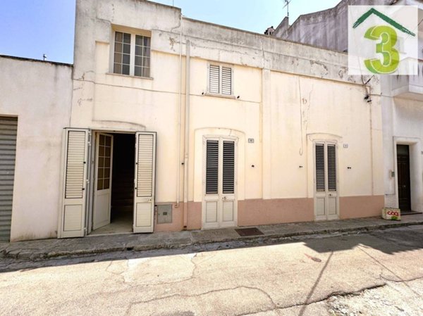 casa indipendente in vendita a Tricase