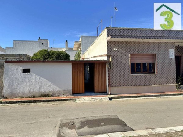 casa indipendente in vendita a Tricase