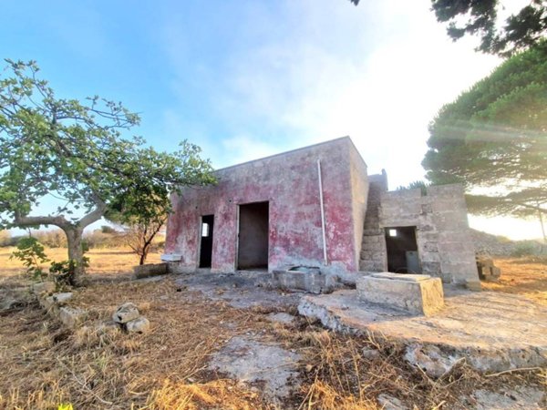 casa indipendente in vendita a Tricase