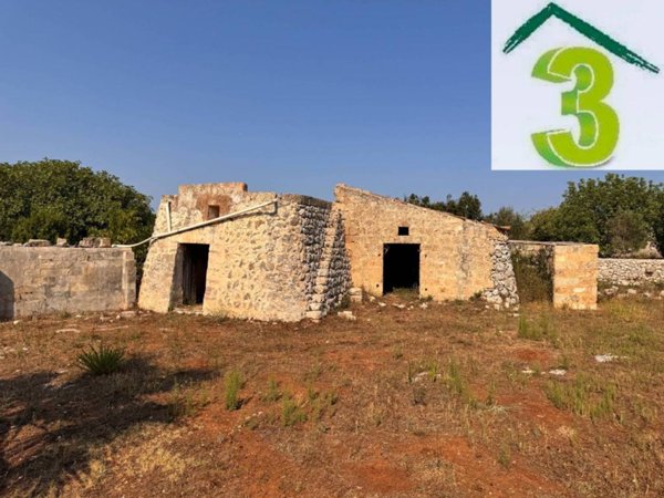 casa indipendente in vendita a Tricase