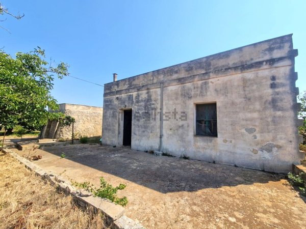 pentavano in vendita a Tricase