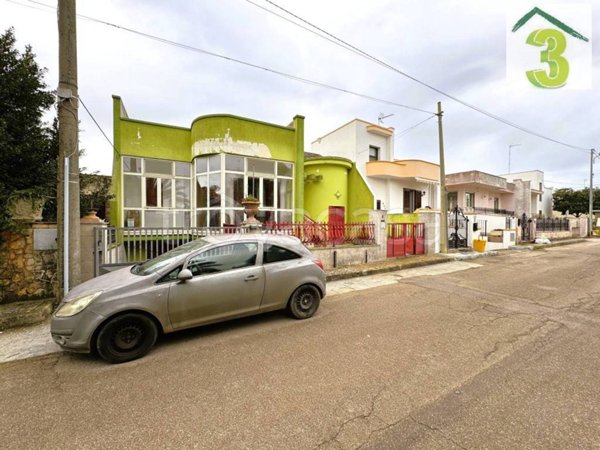 casa indipendente in vendita a Tricase in zona Lucugnano