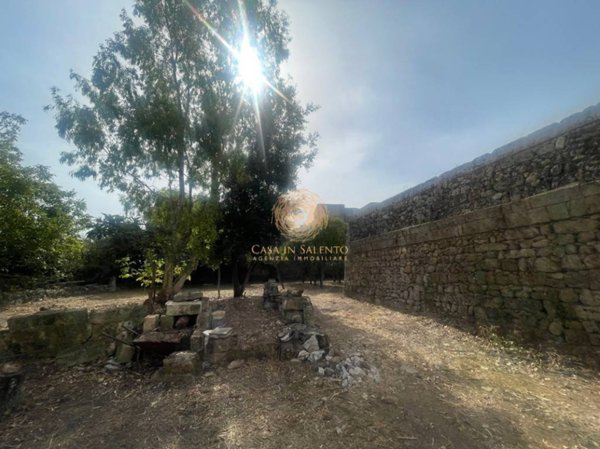 terreno edificabile in vendita a Tricase