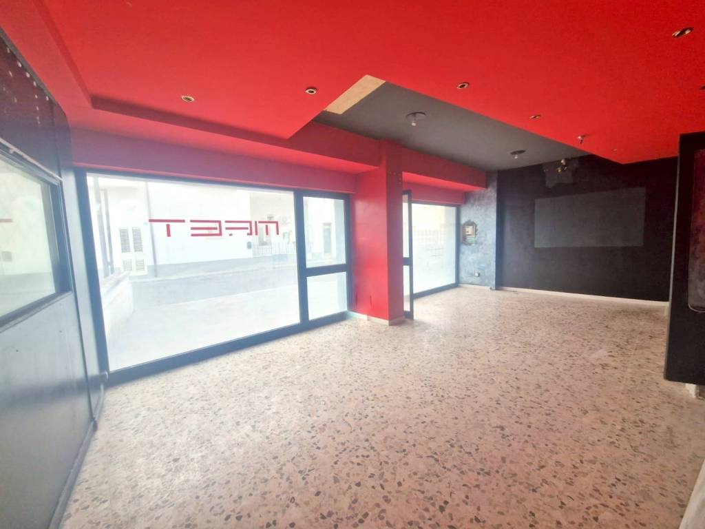 negozio in vendita a Tricase