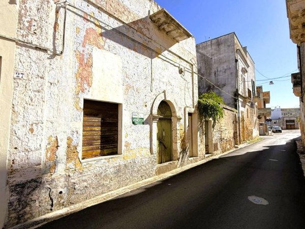 casa indipendente in vendita a Tricase