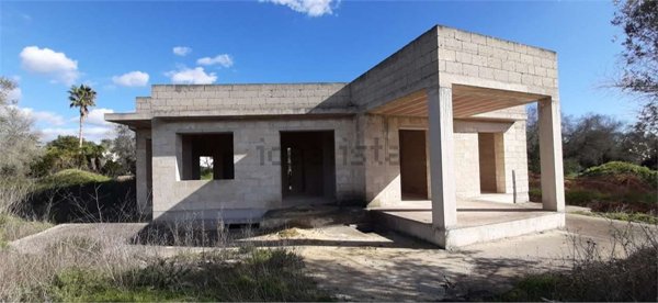 casa indipendente in vendita a Tricase